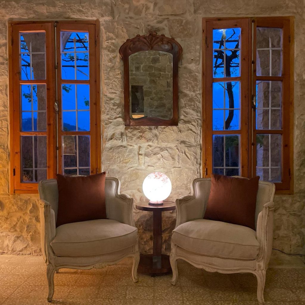 Lobby2