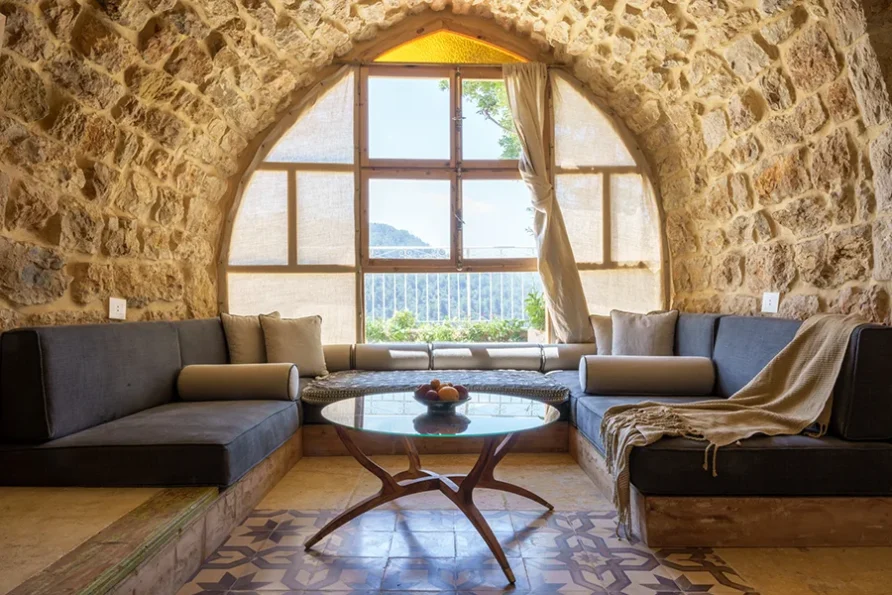 Room 3 Vaulted Suite