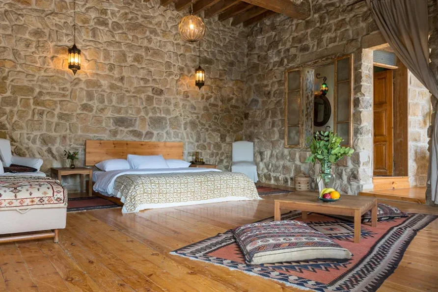 Room 4 Terrace Suite